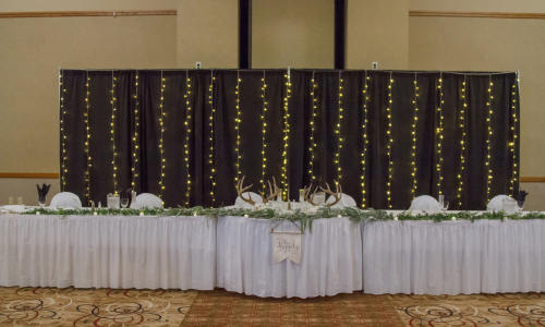 Head Table Setup - Photo by Natural Escape Photography